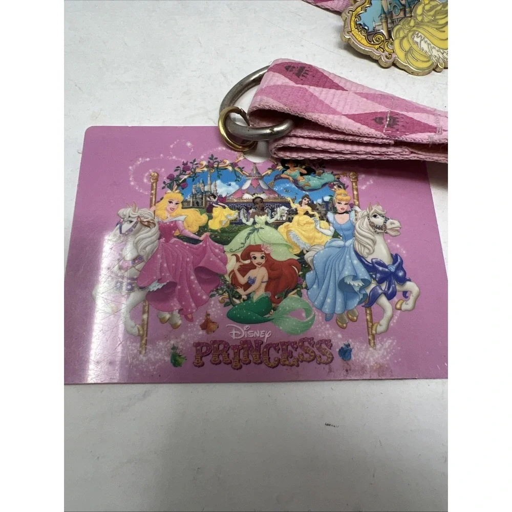 Disney Princess Lanyard And 5 Pins‎ Lot Mickey Tinkerbell Cinderella